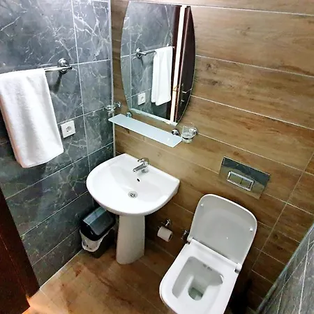 Daire Efe Apart Kemer